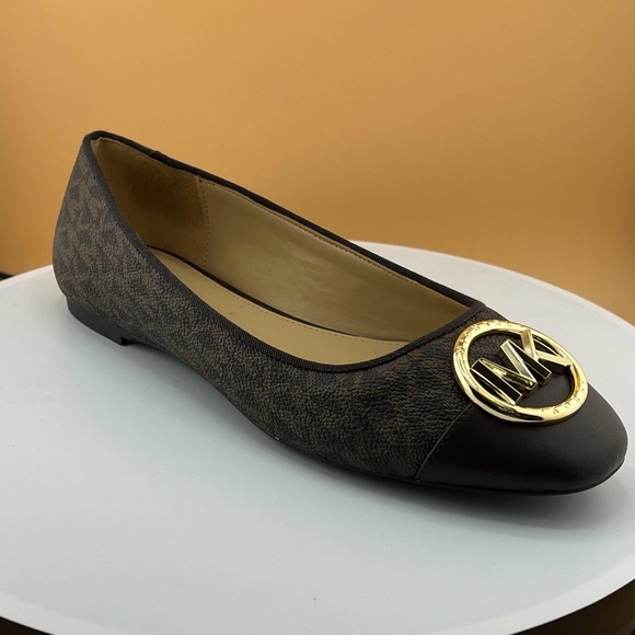 Michael Kors women’s Brown Logo Ballet Flats Shoes. New - Picture 3 of 10